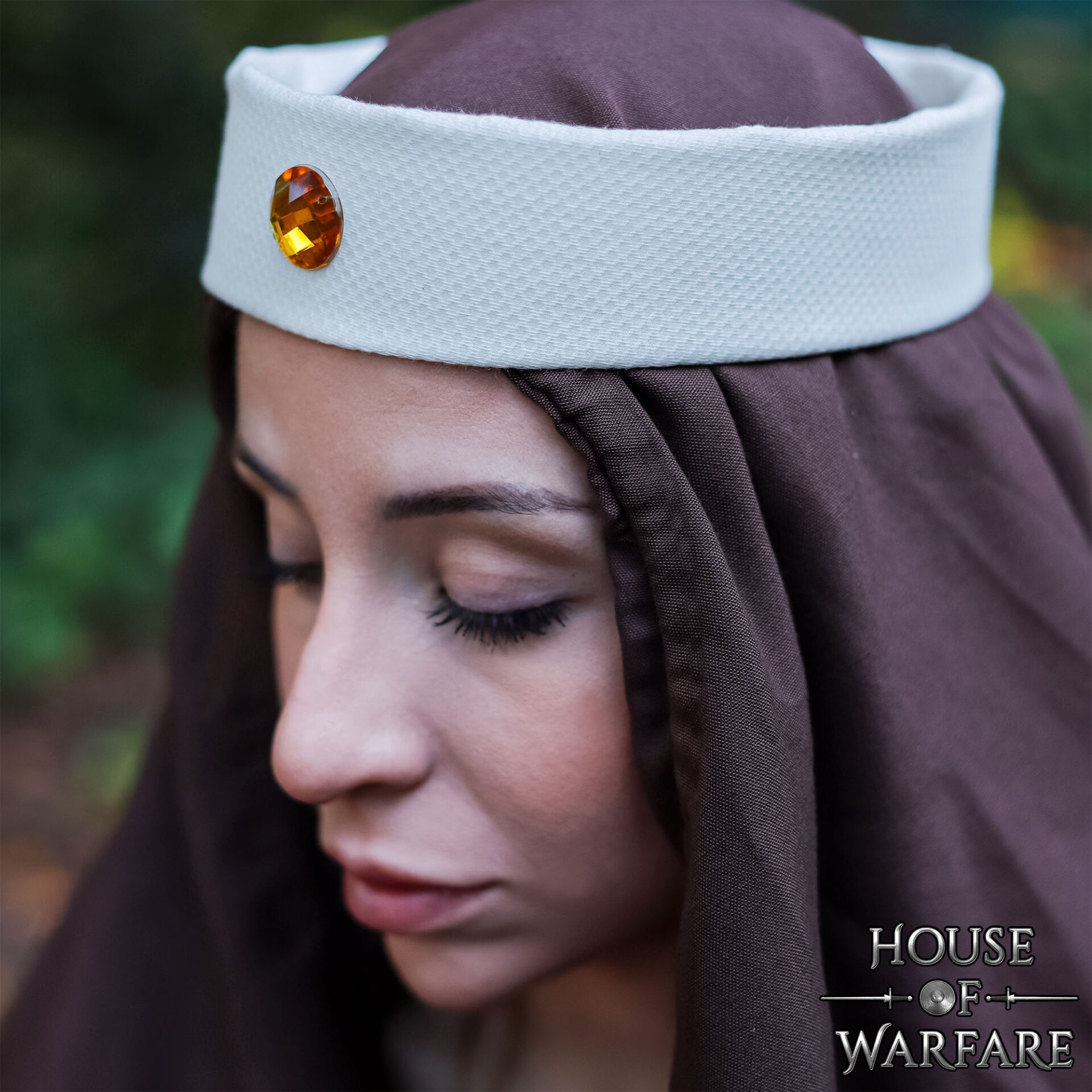 Copricapo medievale tipo Ghirlanda o rullo bianco