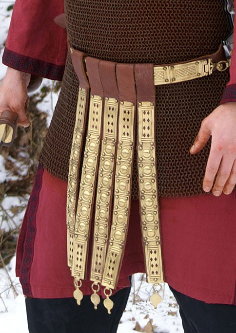 ?psc proxy image=1&product id=6583&image id=17538 - Cinture storiche: Più di un accessorio, un simbolo di potere e cultura