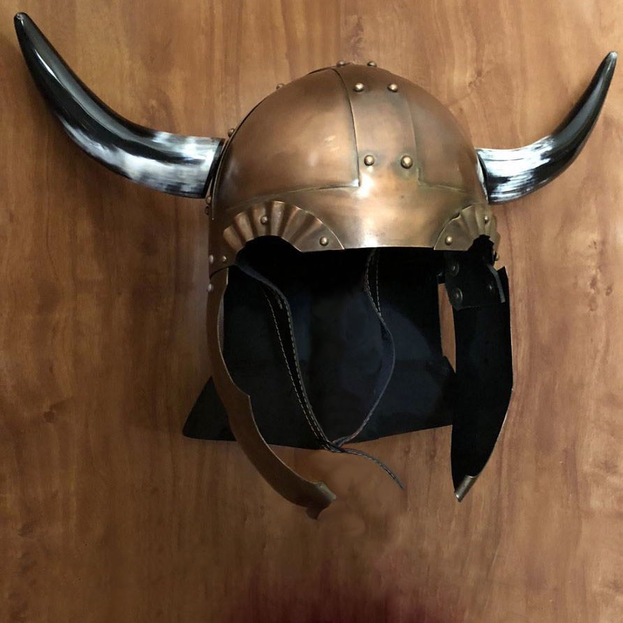 ?psc proxy image=1&product id=7106&image id=18891 - Elmi da guerra: storia, tipi e repliche che onorano i combattenti