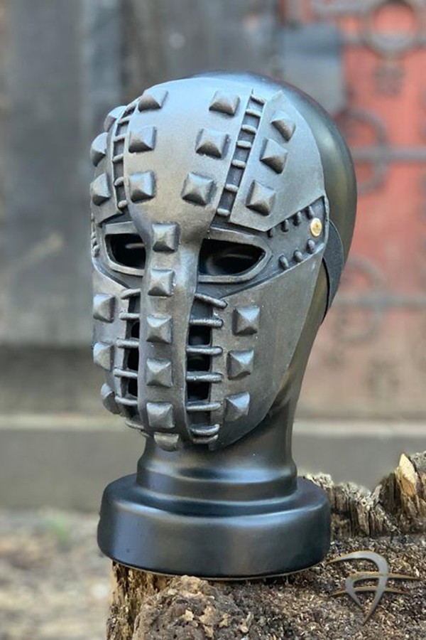 Maschera Cloute in lattice, LARP