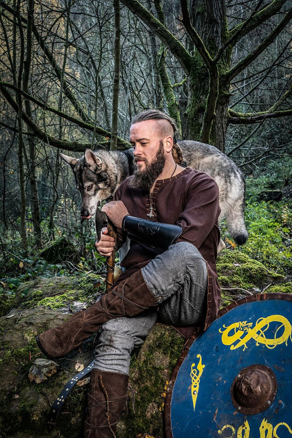 ?psc proxy image=1&product id=12967&image id=34858 - Decifrare l'abbigliamento vichingo: oltre i miti