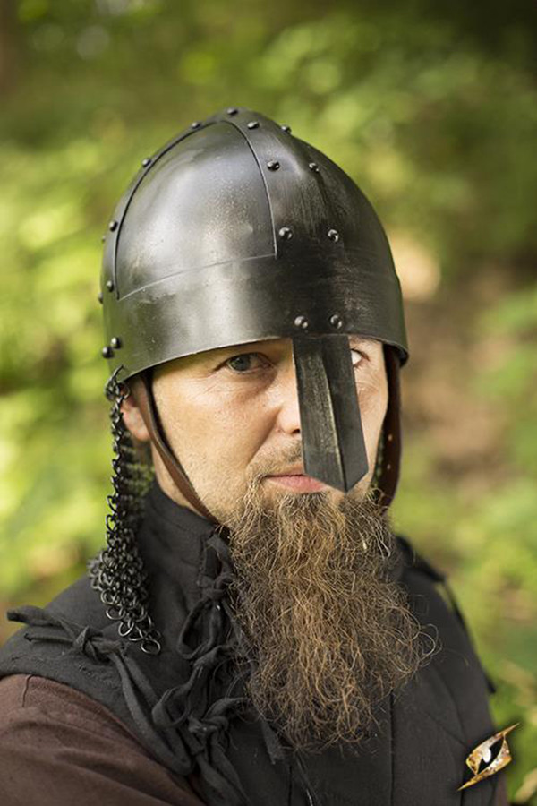 Elmo vichingo Spangenhelm finitura scura, Epic Armoury