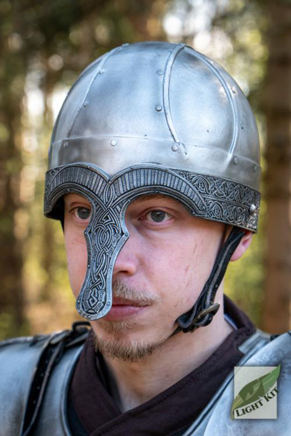 Elmetto nordico in poliuretano, Epic Armoury