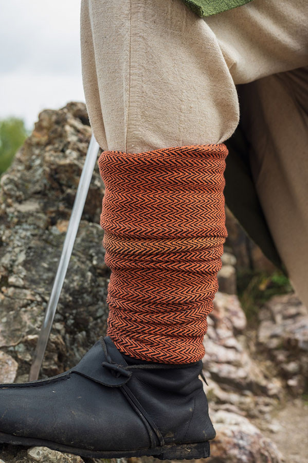 ?psc proxy image=1&product id=14127&image id=39261 - Calzature medievali: un viaggio nel tempo tra stili, materiali e significato sociale