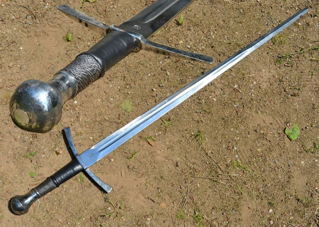 Spada medievale leggera funzionale di una mano Boemondo