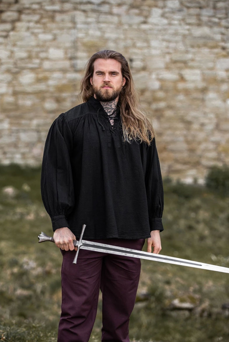 ?psc proxy image=1&product id=5823&image id=43915 - Svelare la camicia medievale: un viaggio attraverso la sua storia, stile e significato