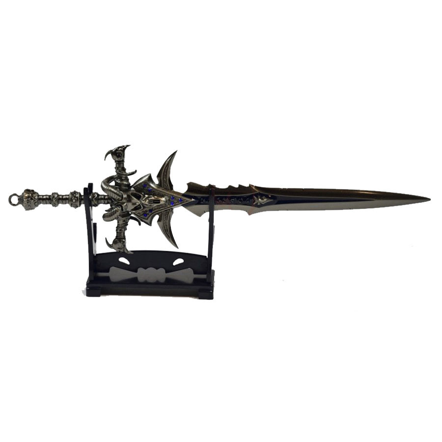 ?psc proxy image=1&product id=15524&image id=44322 - Frostmourne e la spada del Re dei Lich: storia, poteri e repliche leggendarie