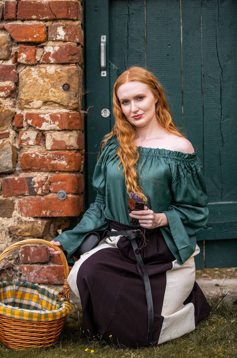 ?psc proxy image=1&product id=11058&image id=46195 - Esplorando l'affascinante mondo dei costumi medievali: storia, stile ed eredità