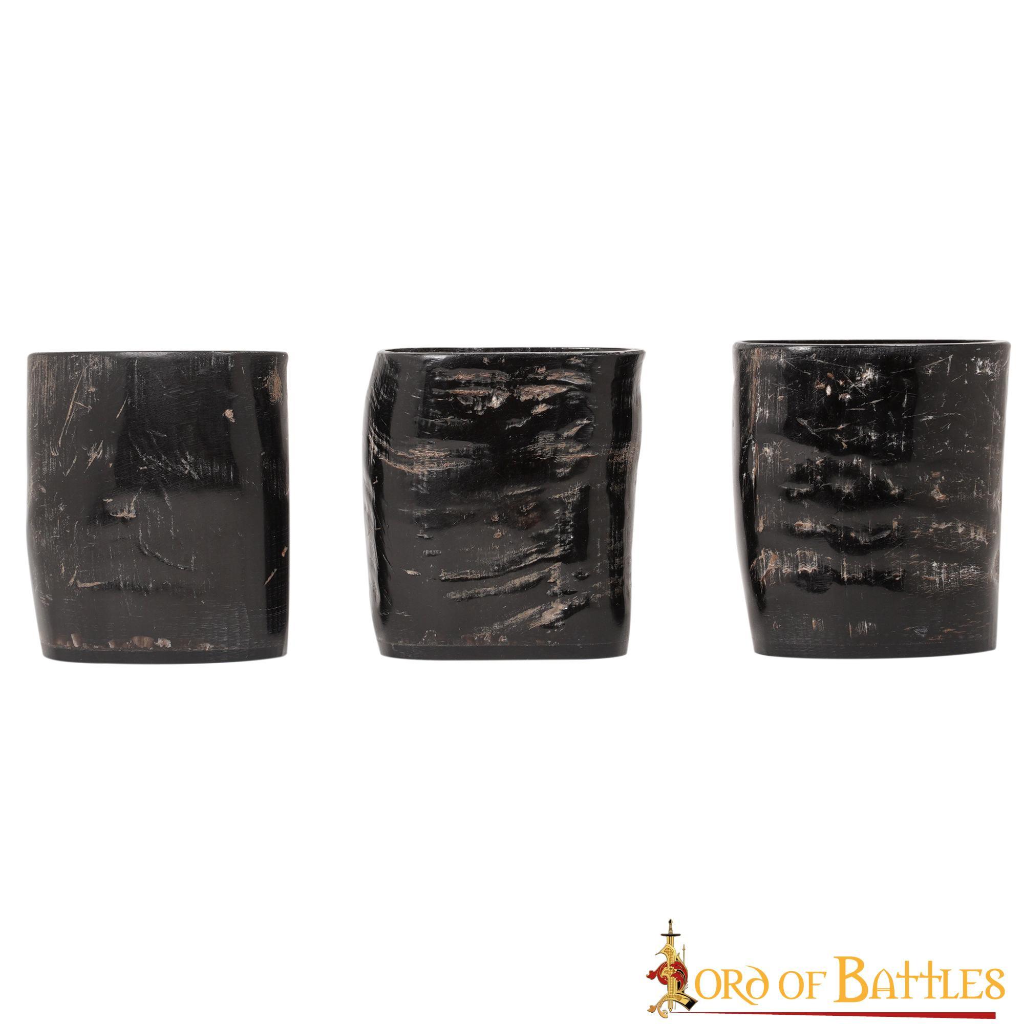 Set di 3 bicchierini in corno stile vichingo