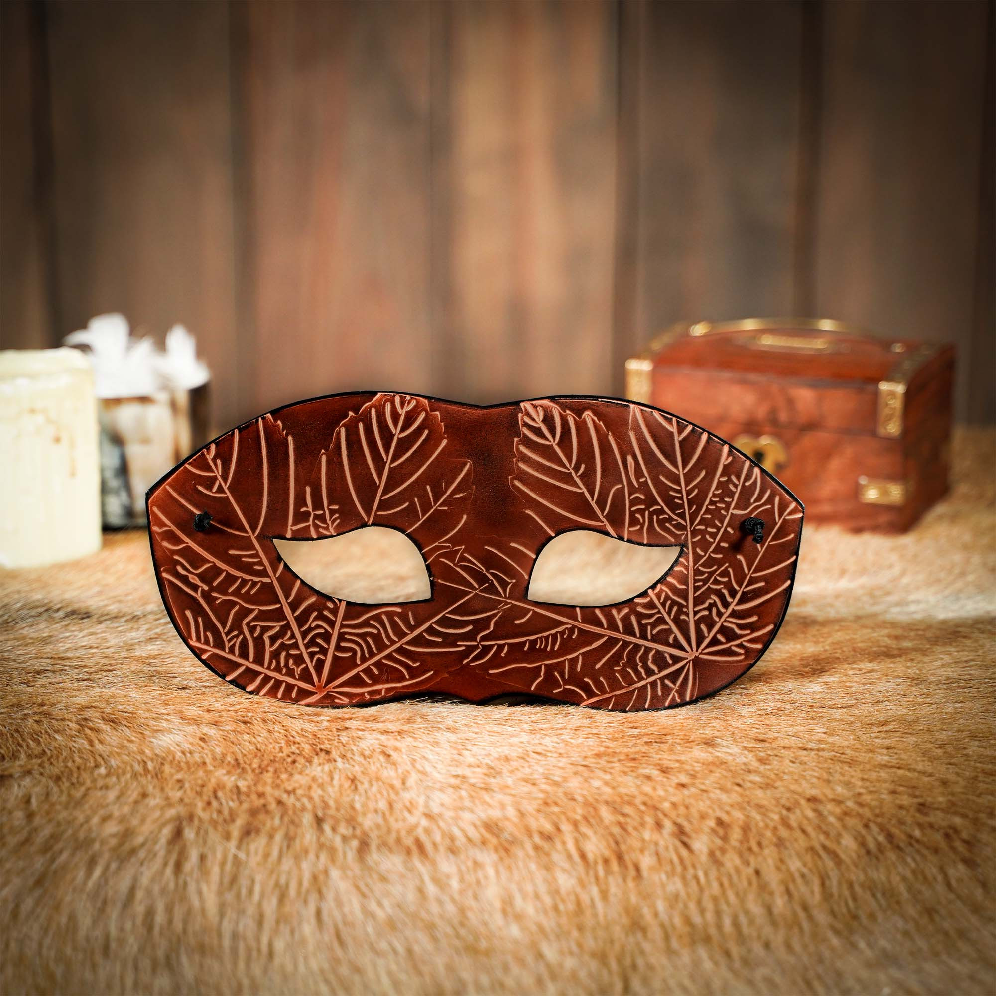 ?psc proxy image=1&product id=17942&image id=55641 - Maschere medievali: simboli, funzioni e repliche che fanno rivivere il passato