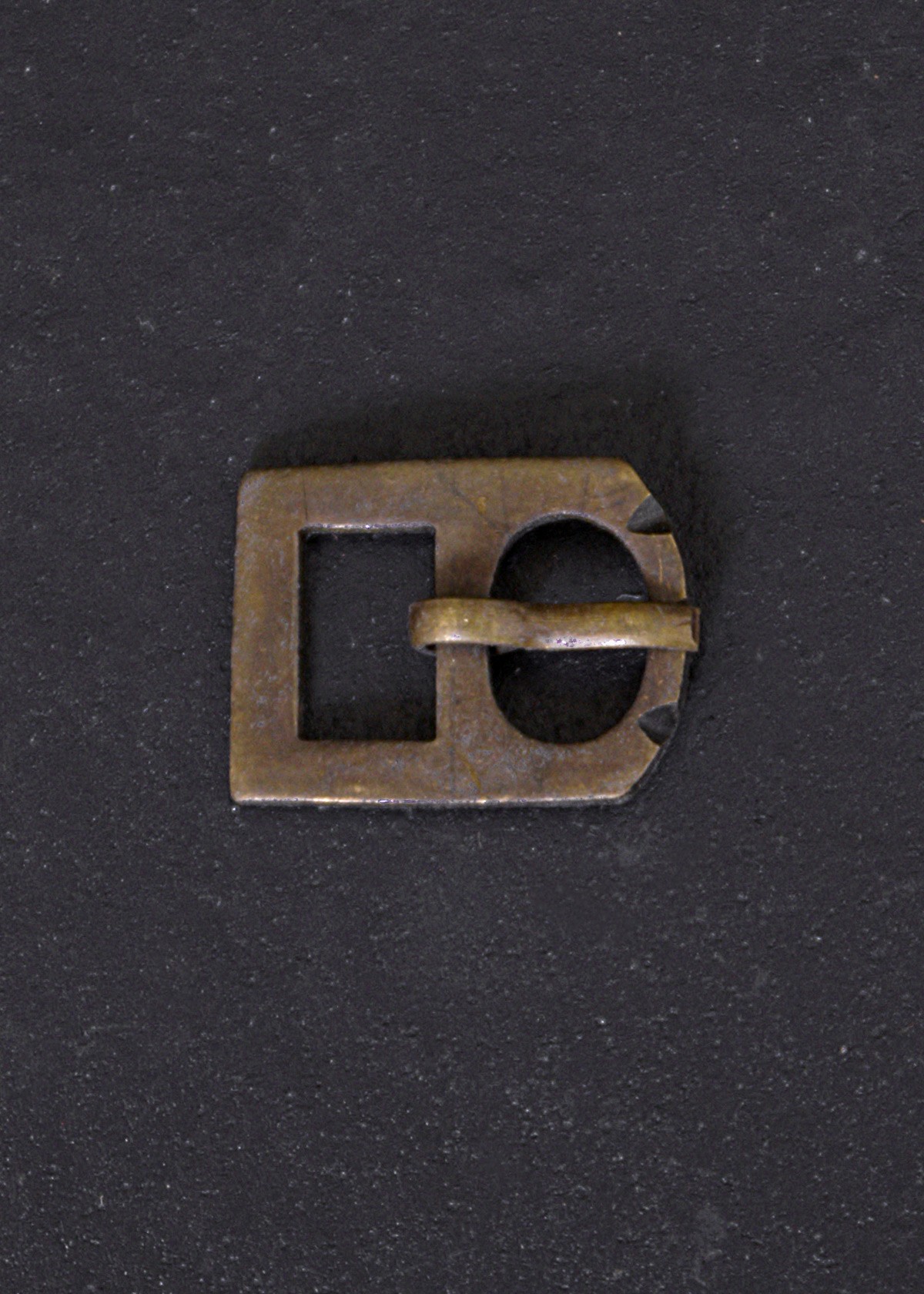 Fibbia per cintura di epoca medievale numero 11, in ottone