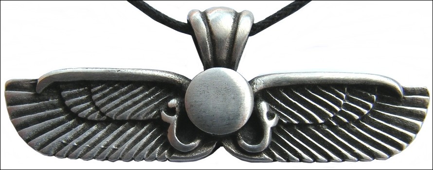 Ciondolo ali egizie di Horus