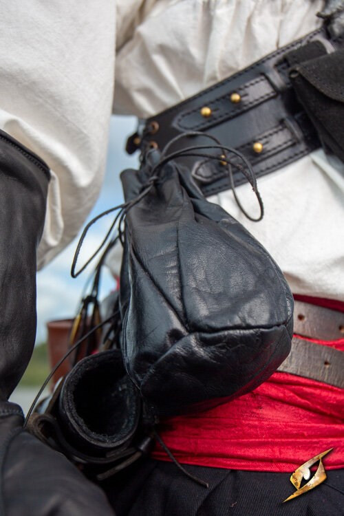 ?psc proxy image=1&product id=24248&image id=73280 - Marsupi Medievali: Un Viaggio Attraverso la Storia e l'Autenticità per i Rievocatori