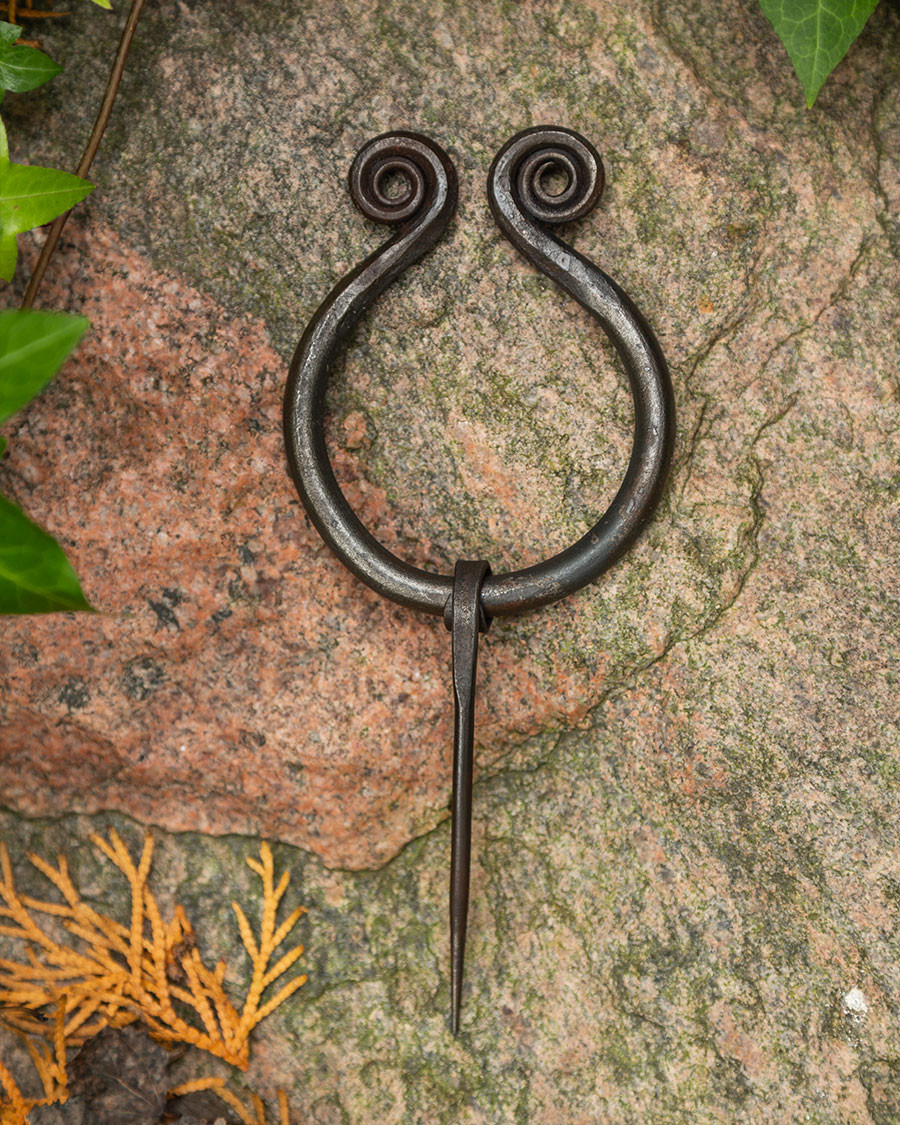 Fibula Bernhard grande per abiti e mantelle