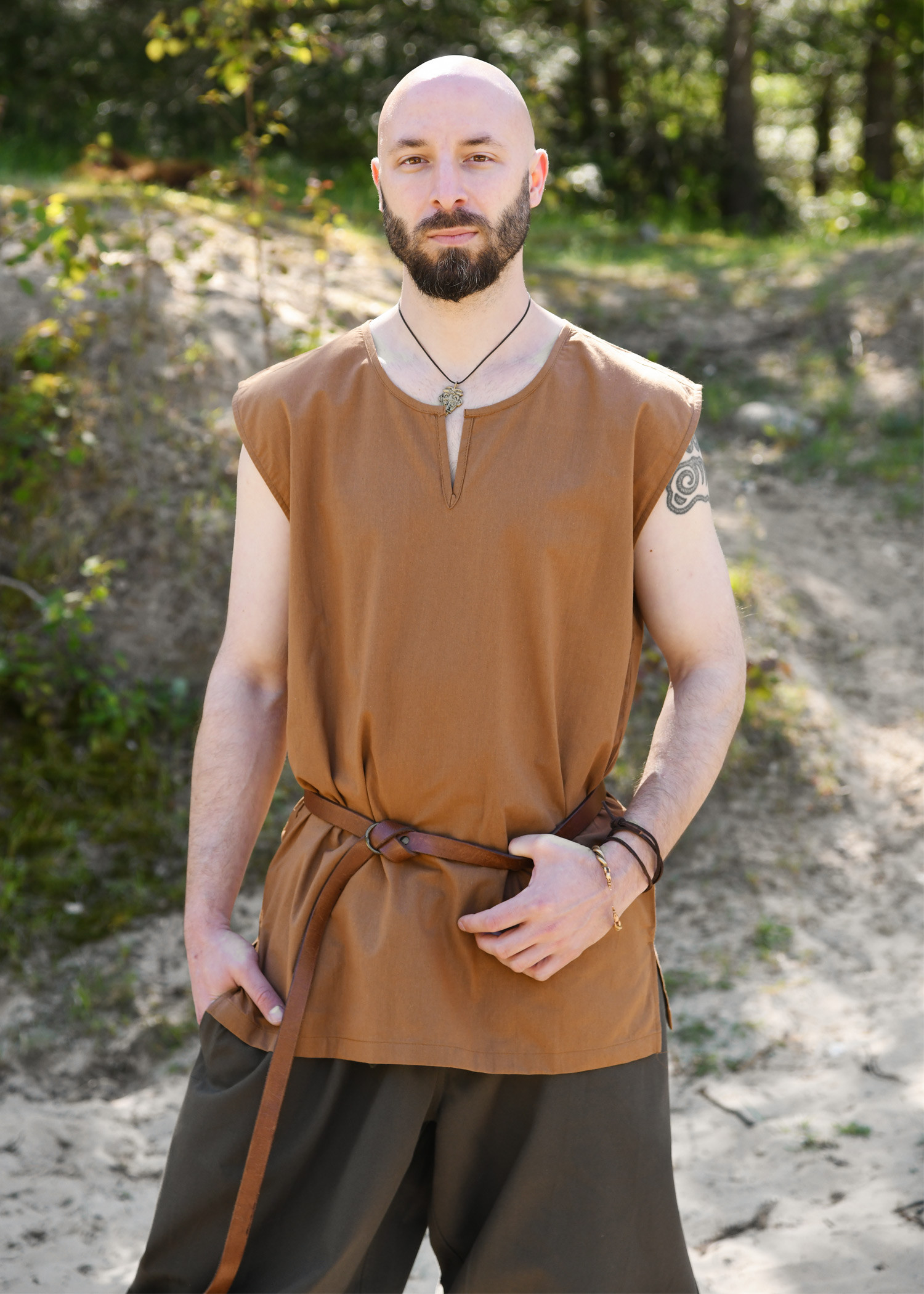 ?psc proxy image=1&product id=27237&image id=87771 - Esplorando l'affascinante mondo dei costumi medievali: storia, stile ed eredit&agrave;