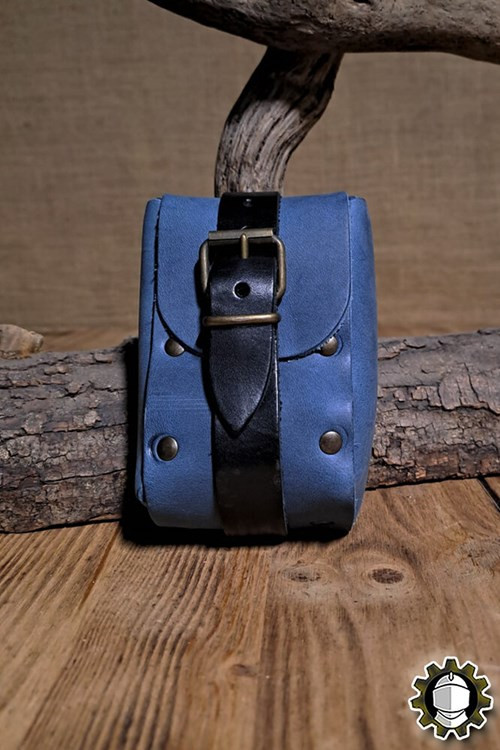 ?psc proxy image=1&product id=29161&image id=96173 - L'Eredit&agrave; nelle tue Mani: Cura Essenziale per una Borsa Medievale che Trascende il Tempo