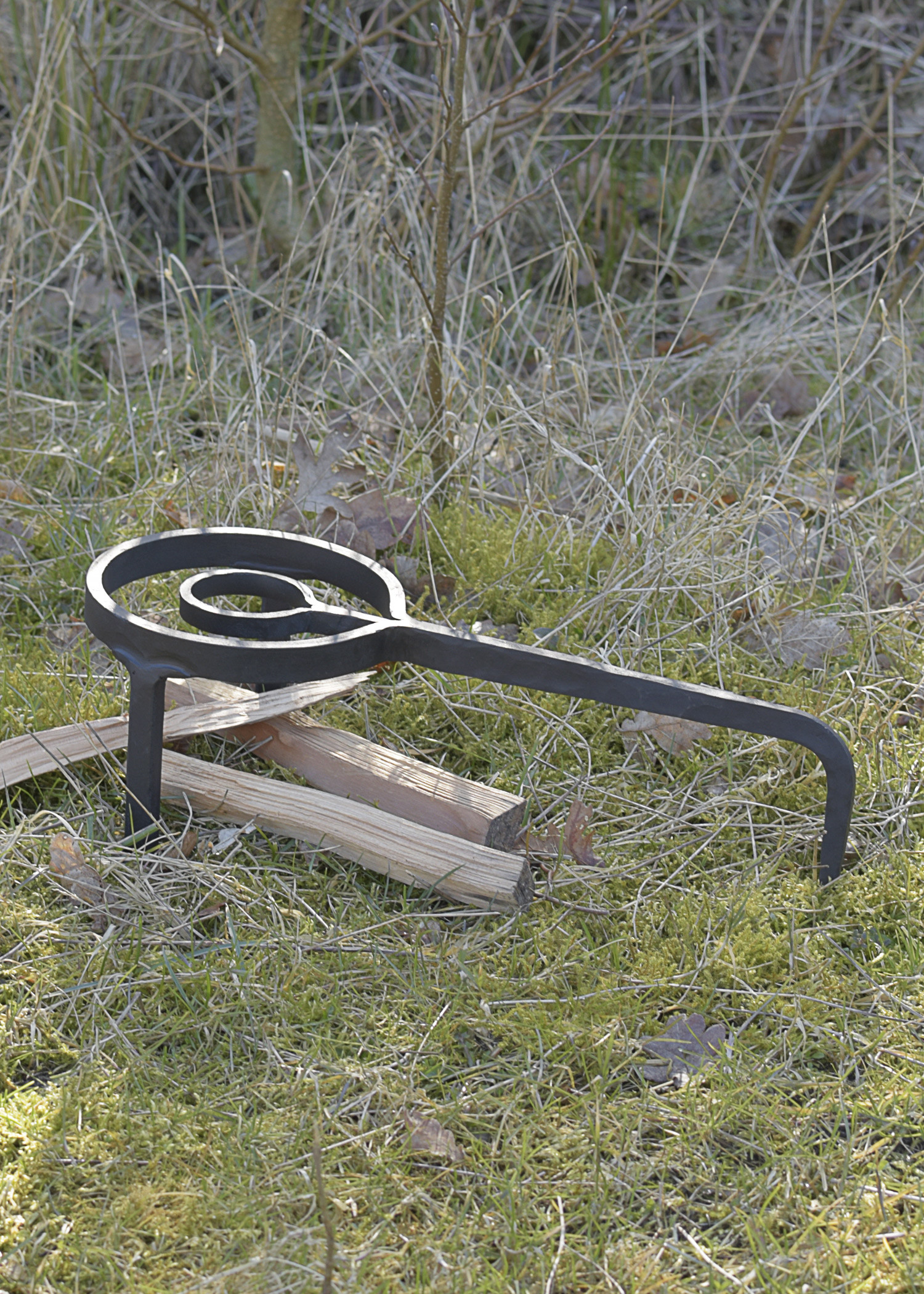 ?psc proxy image=1&product id=30014&image id=99149 - Posate Medievali: Un Affascinante Viaggio dal Cucchiaio di Legno alla Forchetta di Lusso